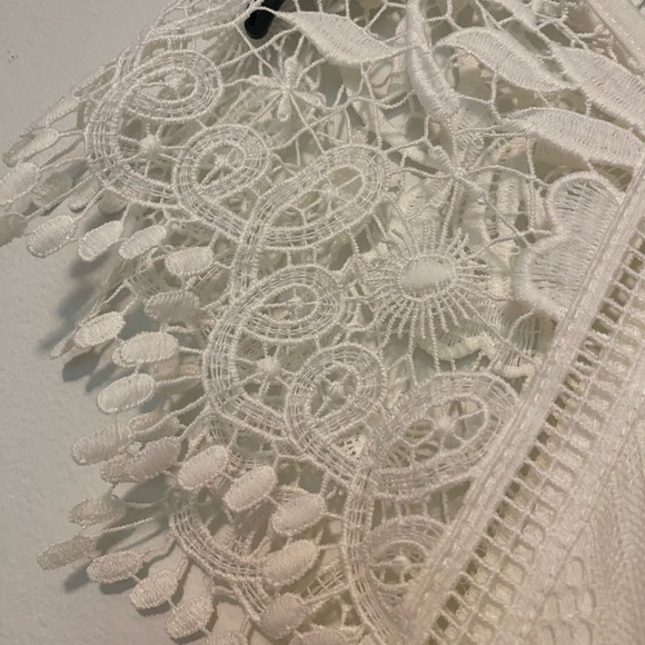 NOBO Lace White Tunic Blouse - Picture 3 of 4